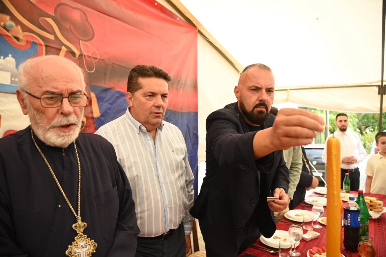 Кум славе Храма Пресвете Богородице на Кочићевом вијенцу — фотографија 6
